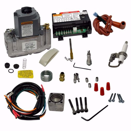 Picture of VR8204A 2142 COMBINATION GAS CONTROL 1/2 IN X 1/2 IN STRAIGH